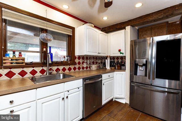 308 BUTTONWOOD RD, Landenberg, PA 19350