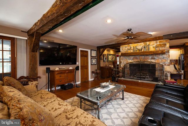 308 BUTTONWOOD RD, Landenberg, PA 19350