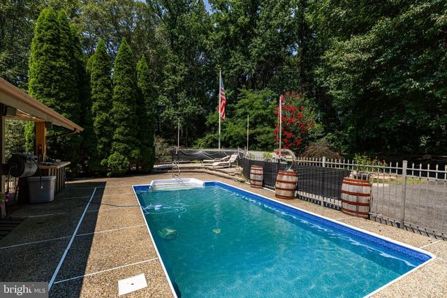308 BUTTONWOOD RD, Landenberg, PA 19350
