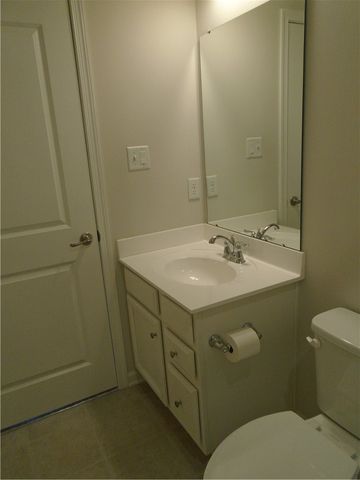 2016 Cade Dr, Center Twp, PA 15061