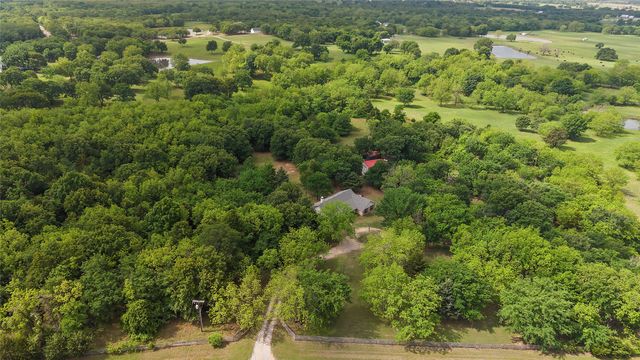 5129 County Road 3139, Lone Oak, TX 75453