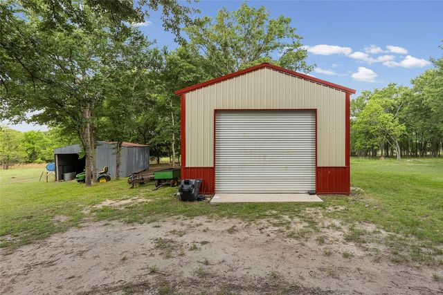 5129 County Road 3139, Lone Oak, TX 75453