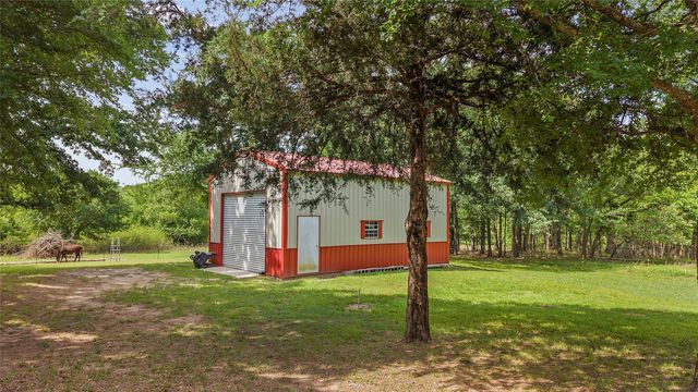 5129 County Road 3139, Lone Oak, TX 75453