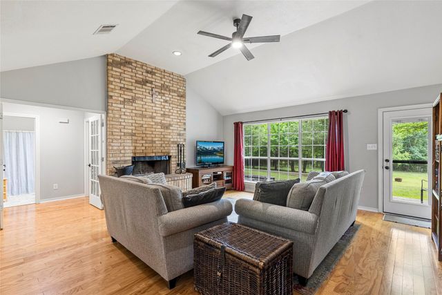 5129 County Road 3139, Lone Oak, TX 75453