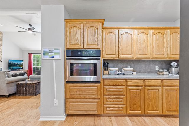 5129 County Road 3139, Lone Oak, TX 75453