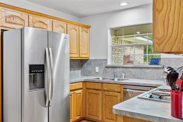 5129 County Road 3139, Lone Oak, TX 75453