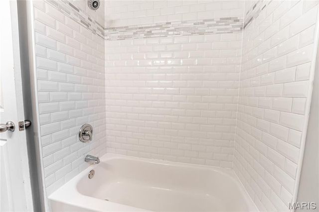 173 Floralea Place, St Louis, MO 63127