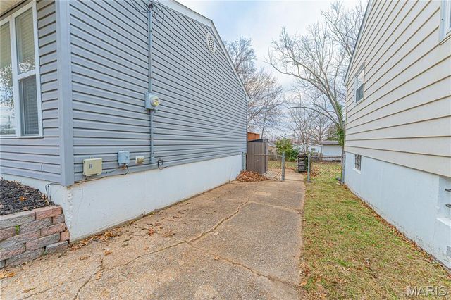 173 Floralea Place, St Louis, MO 63127