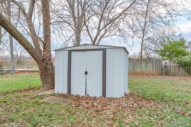 173 Floralea Place, St Louis, MO 63127