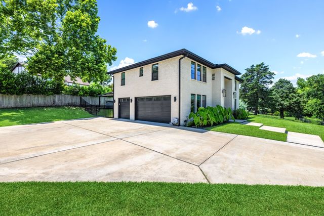 3 Bright Meadows Road, Heath, TX 75032