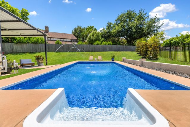 3 Bright Meadows Road, Heath, TX 75032