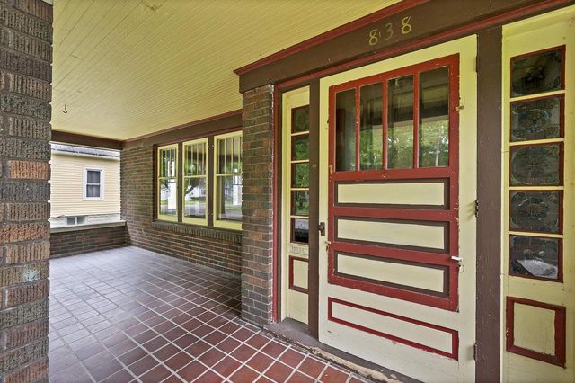 838 10TH AVENUE, Green Bay, WI 54304