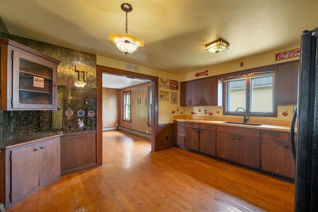 838 10TH AVENUE, Green Bay, WI 54304