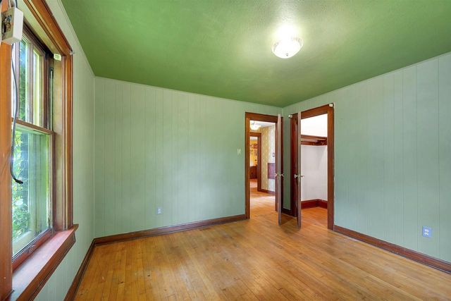 838 10TH AVENUE, Green Bay, WI 54304