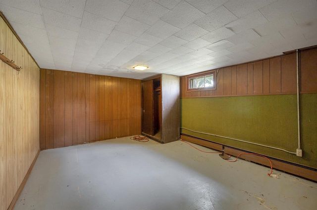 838 10TH AVENUE, Green Bay, WI 54304