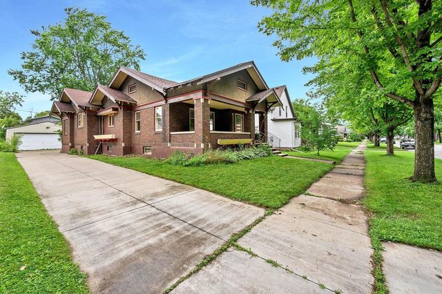 838 10TH AVENUE, Green Bay, WI 54304