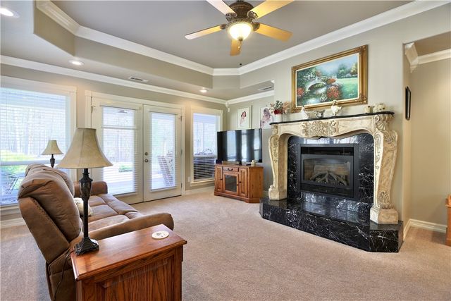 4857 E Woodsedge Road, Fayetteville, AR 72701