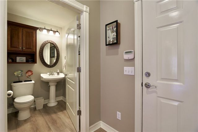 4857 E Woodsedge Road, Fayetteville, AR 72701