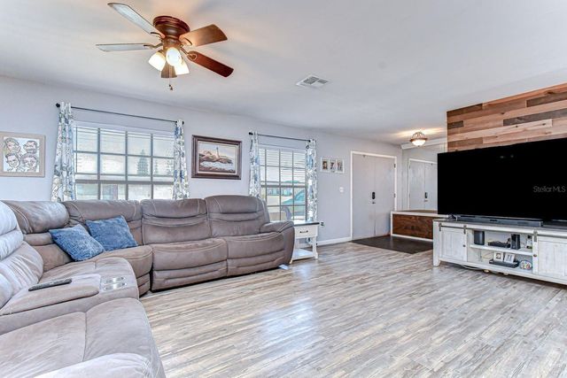 3721 LIGHTHOUSE WAY, Holiday, FL 34691