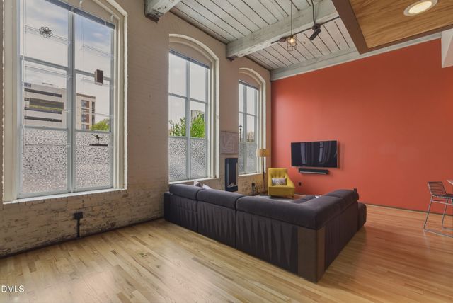 614 Capital Boulevard 114, Raleigh, NC 27603