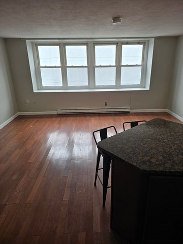 340 Main St 311, Melrose, MA 02176