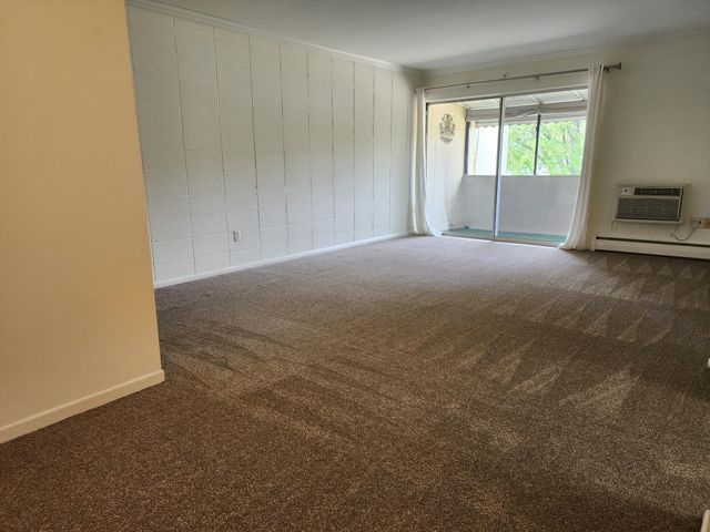 7000 Sandell Avenue 14, Edina, MN 55435