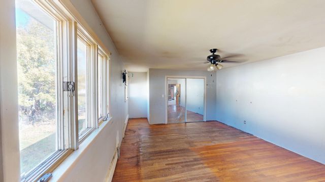 79 William St, Lawrence, MA 01841