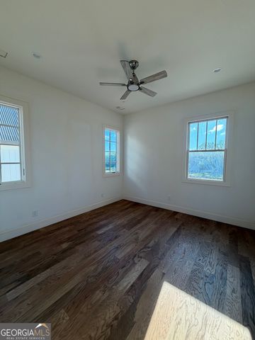 290 Central Avenue, Fayetteville, GA 30214