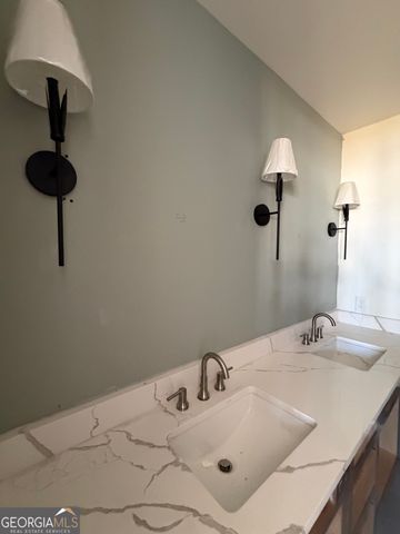 290 Central Avenue, Fayetteville, GA 30214