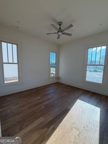290 Central Avenue, Fayetteville, GA 30214