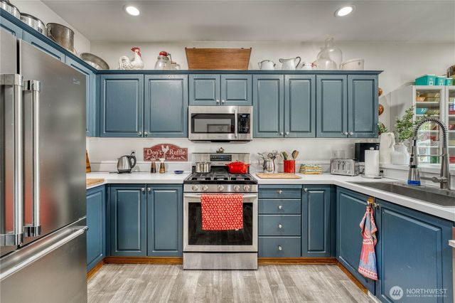 9640 Long Point Lane NW, Silverdale, WA 98383