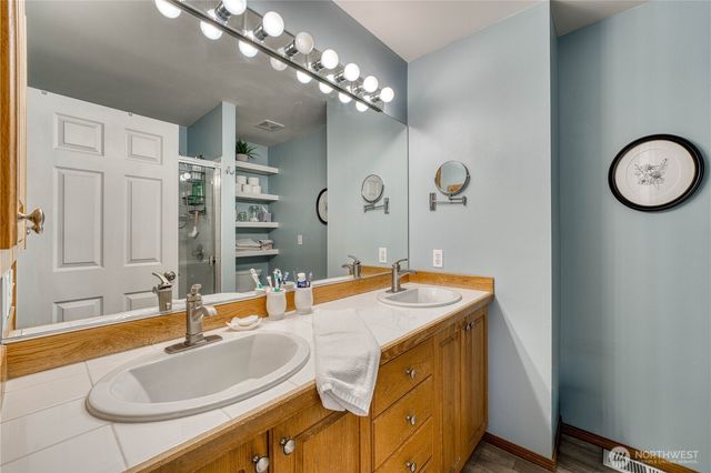 9640 Long Point Lane NW, Silverdale, WA 98383