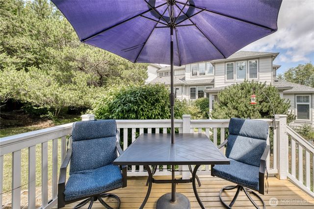 9640 Long Point Lane NW, Silverdale, WA 98383