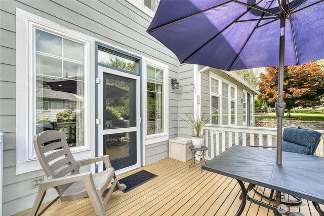 9640 Long Point Lane NW, Silverdale, WA 98383