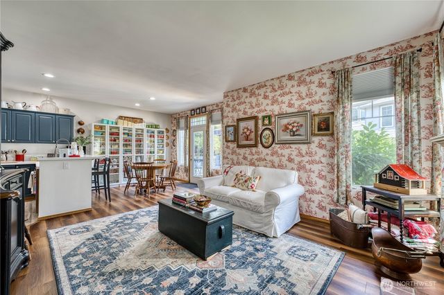 9640 Long Point Lane NW, Silverdale, WA 98383