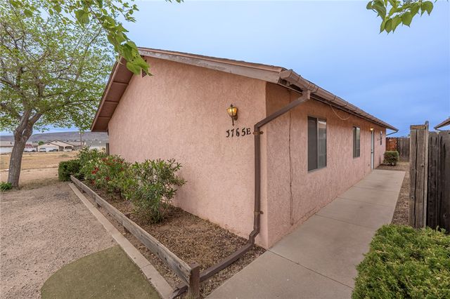 3765 N Roosevelt Street, Kingman, AZ 86409