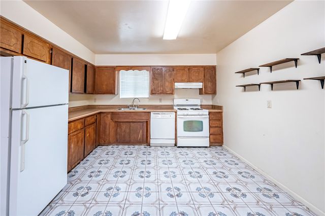 3765 N Roosevelt Street, Kingman, AZ 86409