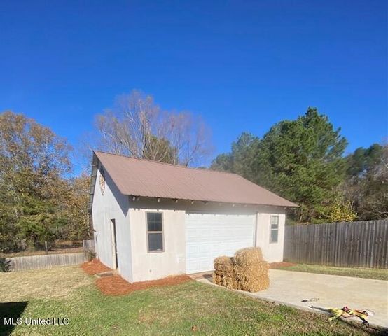 127 Butler Creek Drive, Florence, MS 39073