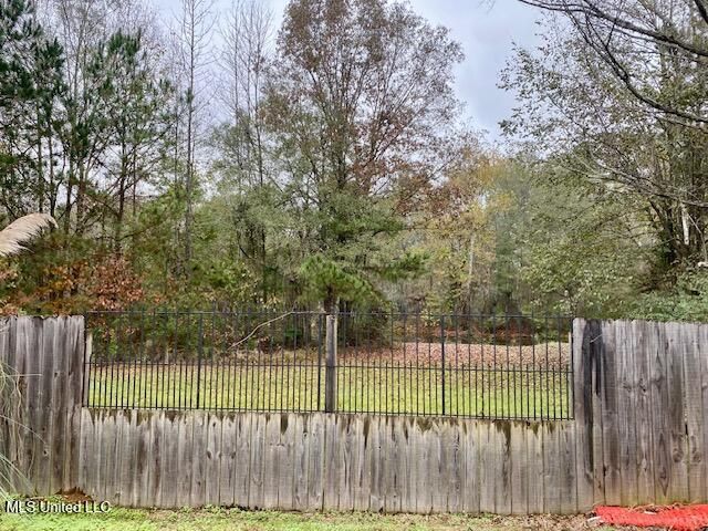 127 Butler Creek Drive, Florence, MS 39073