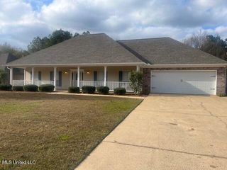 127 Butler Creek Drive, Florence, MS 39073