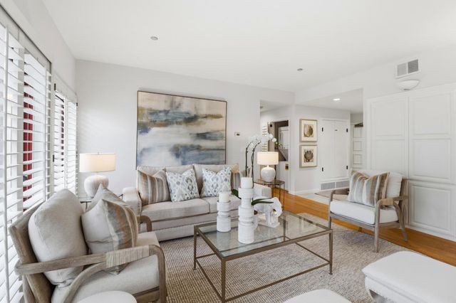 10 9th Avenue 201, San Mateo, CA 94401