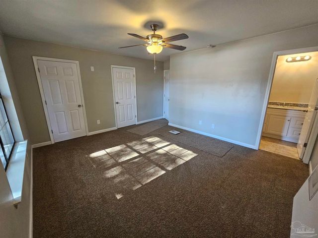 5270 Barcelona St, Pace, FL 32571