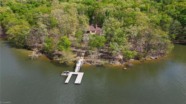 2312 Rocky Cove Lane, Denton, NC 27239