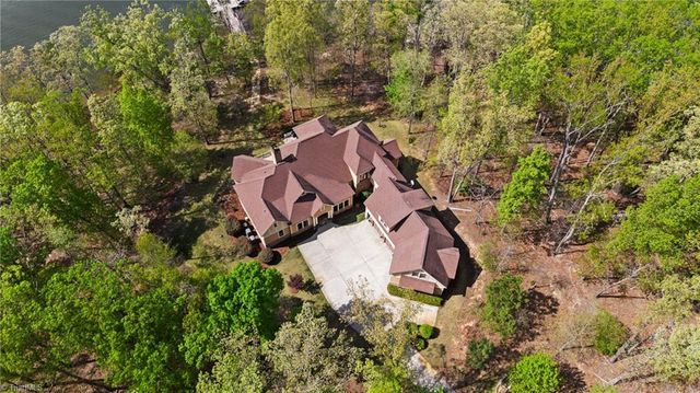 2312 Rocky Cove Lane, Denton, NC 27239