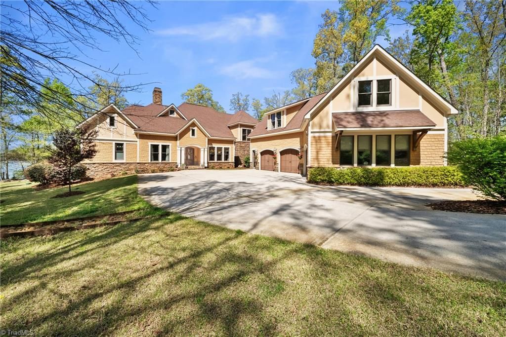 2312 Rocky Cove Lane, Denton, NC 27239