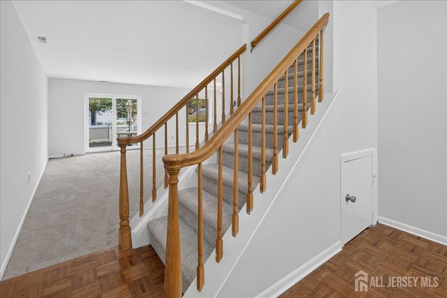 61 Tennyson Drive, Plainsboro, NJ 08536