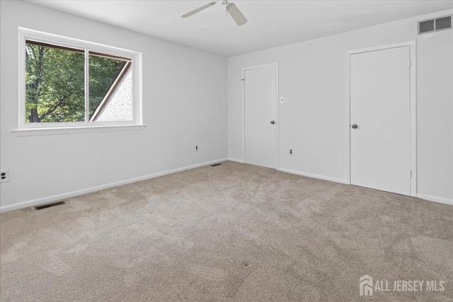 61 Tennyson Drive, Plainsboro, NJ 08536