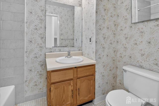 61 Tennyson Drive, Plainsboro, NJ 08536