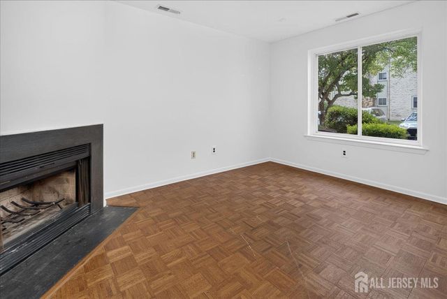 61 Tennyson Drive, Plainsboro, NJ 08536