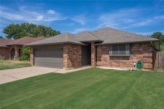 713 Sunrise Court, Fort Worth, TX 76120